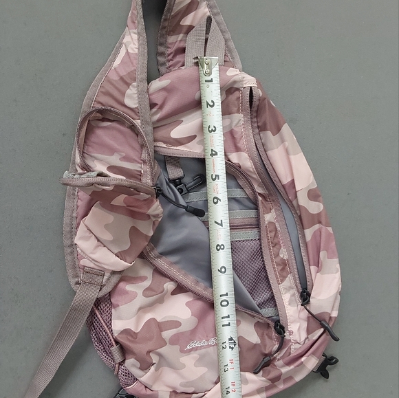 Eddie Bauer Camo 1 Shoulder Backpack Shades Of Pink - Picture 3 of 3